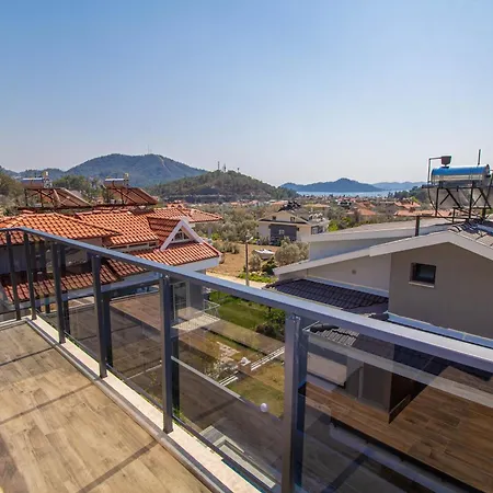 Goecek Marin C 4+1 Villa, Oezel Havuzlu 빌라 *