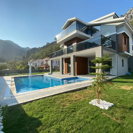 Villa Goecek Marin C 4+1 Villa, Oezel Havuzlu Fethiye