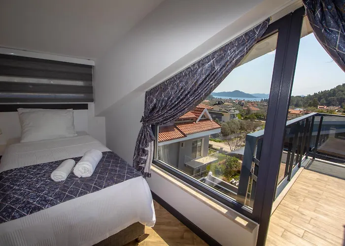 Вилла Goecek Marin C 4+1 Villa, Oezel Havuzlu